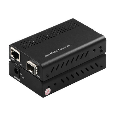 مینی 10G Media Converter Unmanaged SFP+ فیبر نوری به 10GBbased-T Rack قابل نصب CE