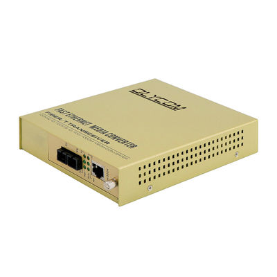 10/100Mbps فایبر رسانه تبدیل کننده مگابیت اترنت غیر مدیریت شده دو فایبر 220 ولت AC ورودی
